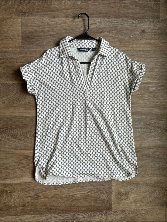 Lands' End Tops - Lands' End Women’s Short Sleeve Popover Blouse Geometric Print Size Small V-Neck